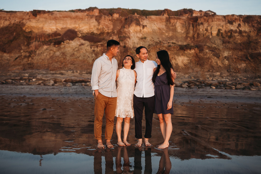 Photographing older siblings with parents | Brittney Vier Photography | San Diego family photographer